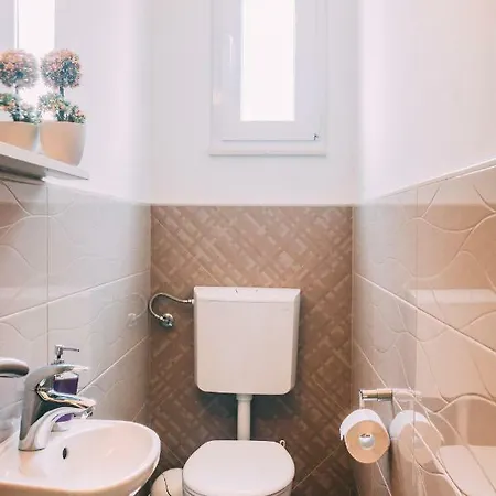 Apartman Holiday House Jurin Zadar