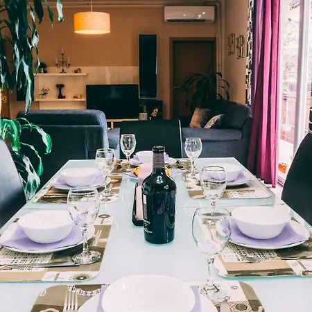 Holiday House Jurin