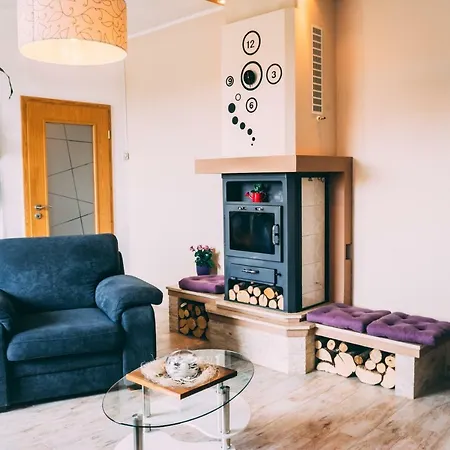Holiday House Jurin